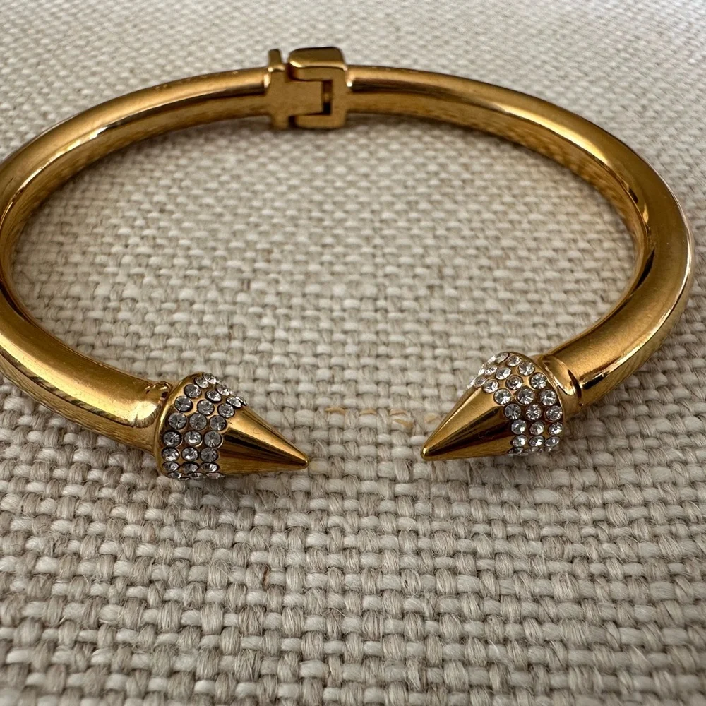 VITA FEDE Mini Titan Cuff Crystal Bracelet M Medium Gold - Picture 4 of 12